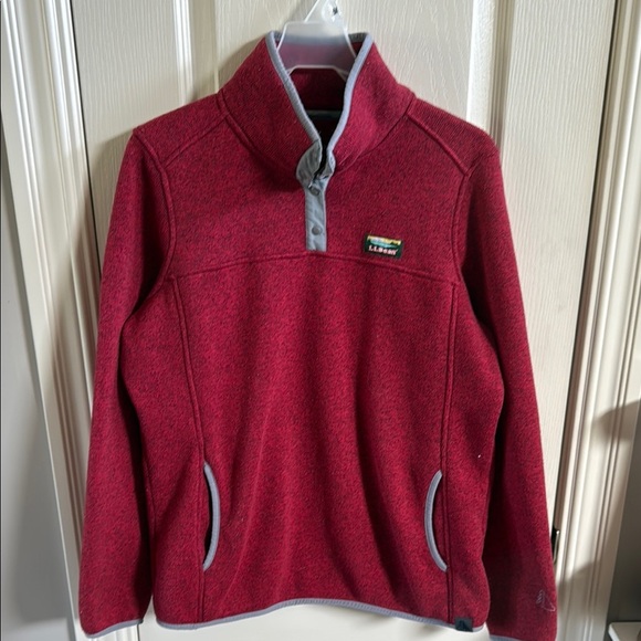 L.L.Bean Red Pullover Fleece. Size large - Picture 1 of 6